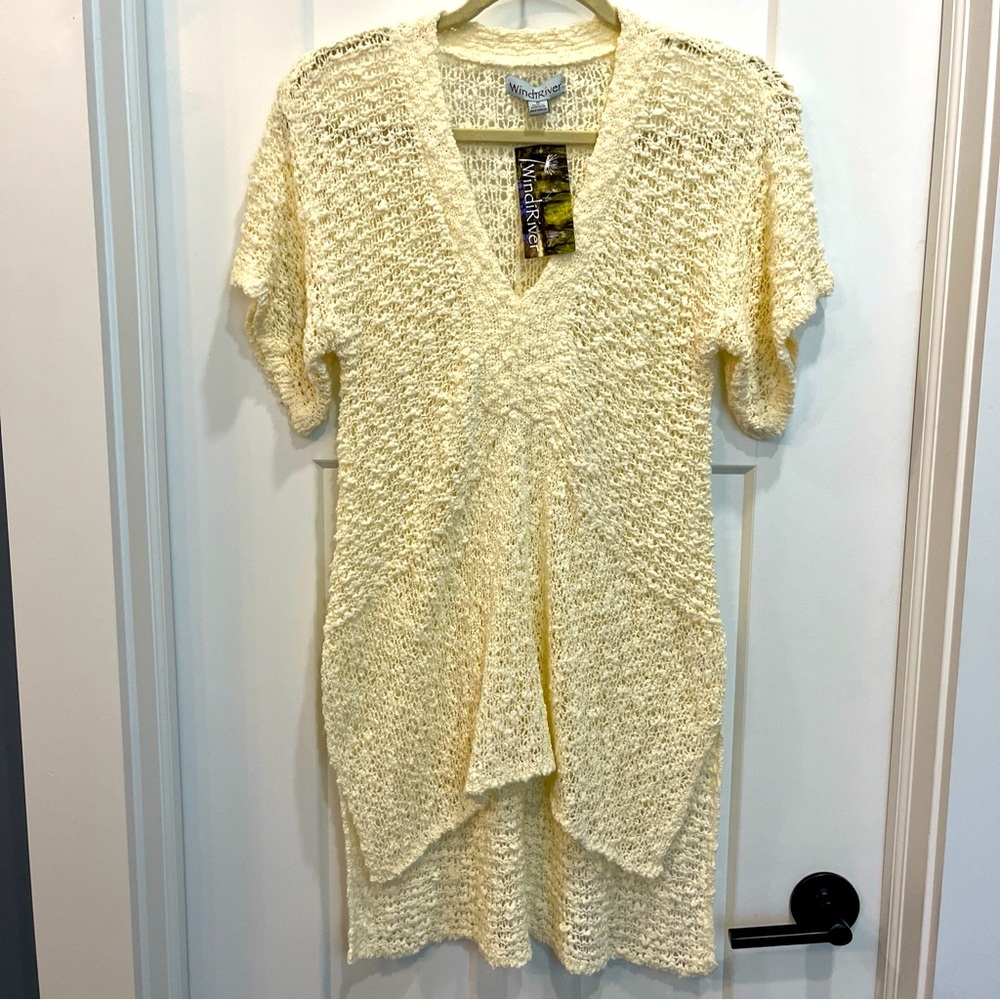 WindiRiver Women’s Crocheted‎ Tunic Sweater Size Small Cream Color Short Sleeve